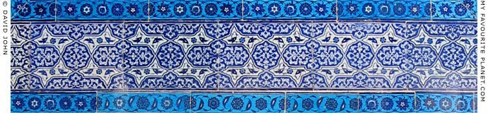 Ottoman ceramic tiles in the Topkapi Palace, Istanbul at The Cheshire Cat Blog Ottoman ceramic tiles in the Topkapi Palace, Istanbul at The Cheshire Cat Blog
